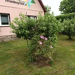 Haus Pusteblume Apartment Zahren